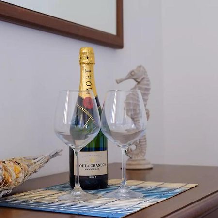 Emerald Residence Sleeps 12 With Sea View Porto Cesareo Extérieur photo
