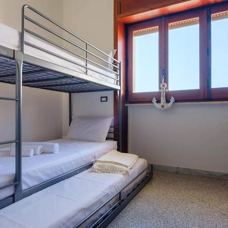 Emerald Residence Sleeps 12 With Sea View Porto Cesareo Extérieur photo
