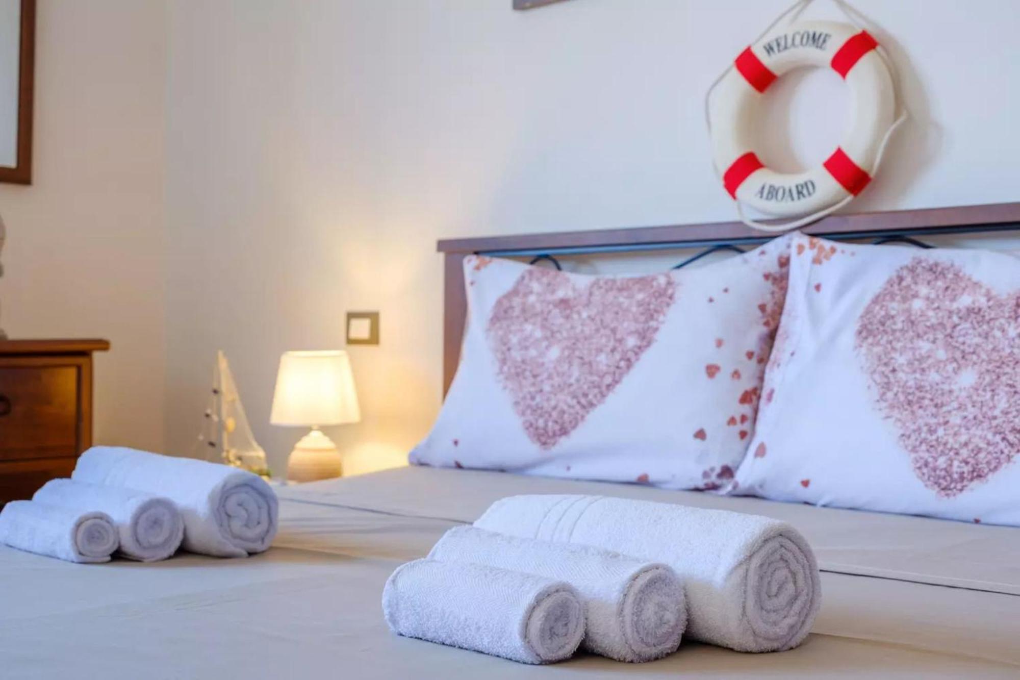 Emerald Residence Sleeps 12 With Sea View Porto Cesareo Extérieur photo